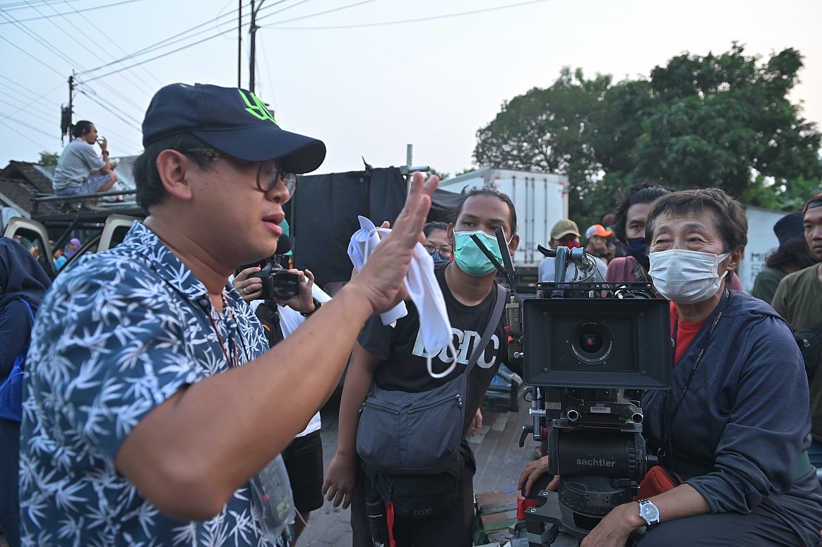 Vengeance Is Mine All Others Pay Cash 0765