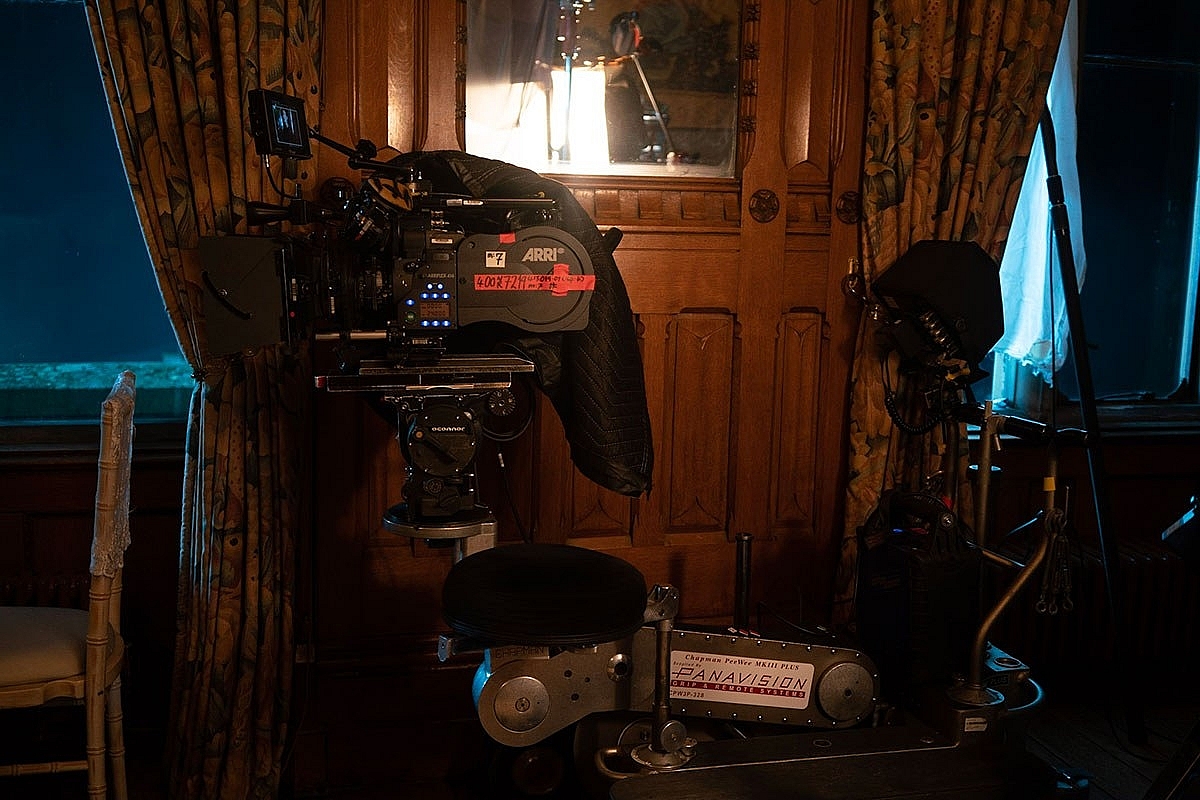 The Eternal Daughter Behind The Scenes 06