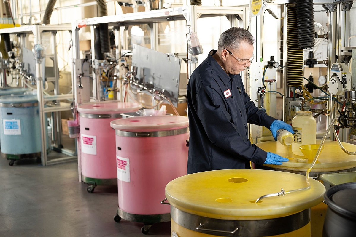 Kodachrome inks milling mixing drums