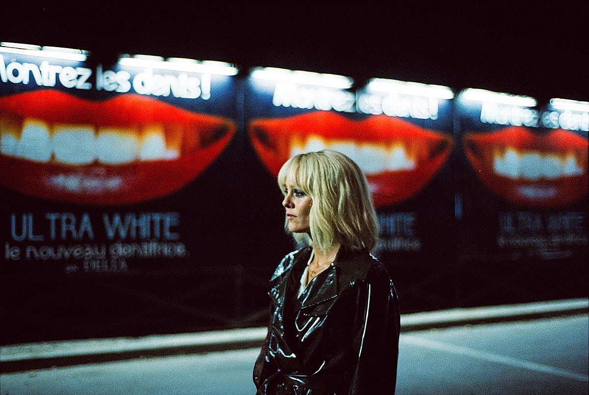 Un couteau dans le coeur 1