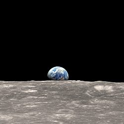 Earth rise