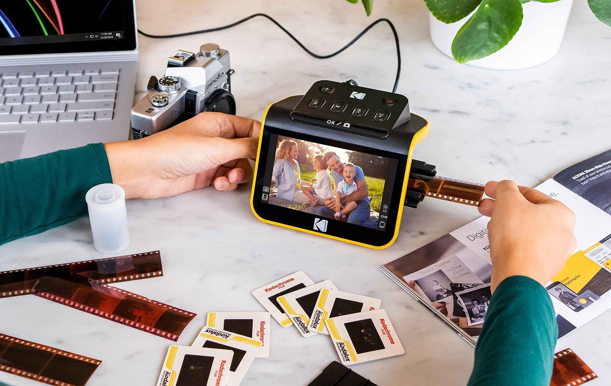 コダックページ KODAK SLIDE N SCAN Digital Film Scanner | Kodak