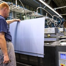 Stampfli plate handling on press