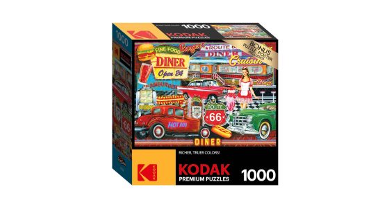 Rose Art Puzzles 50s Diner wide