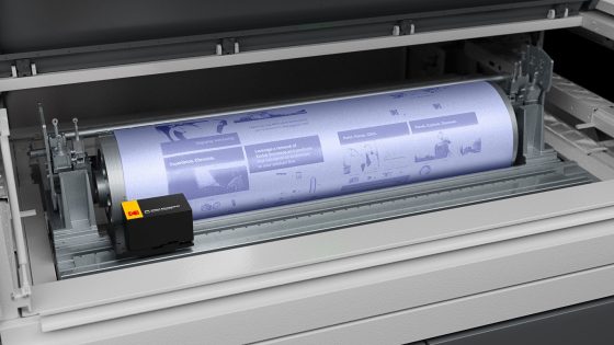 KODAK SONORA Process Free Plate on Imaging Drum blue