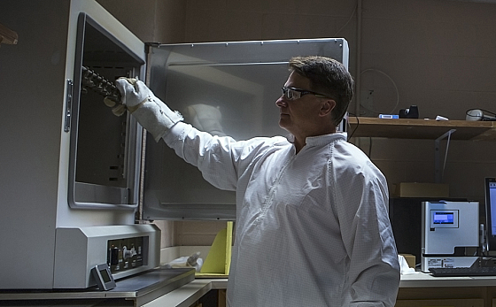 Estar hs films worker lab