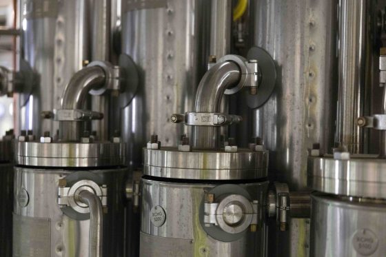 Modern multi-step water purification system - WFI-quality water