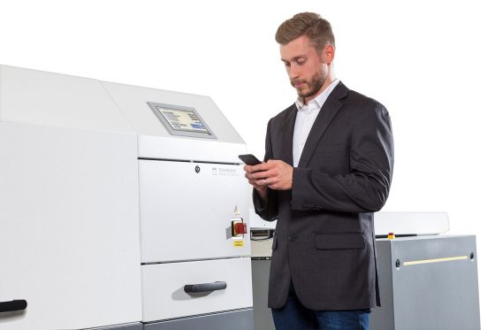 KODAK Mobile CTP Control App with MAGNUS Q800 Platesetter