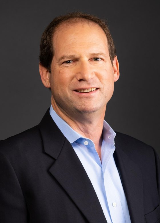 Roger Byrd profile studio