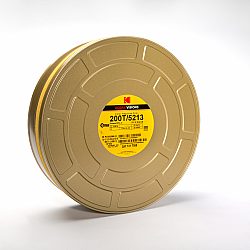 VISION 200 T filmcans 022018 white 4